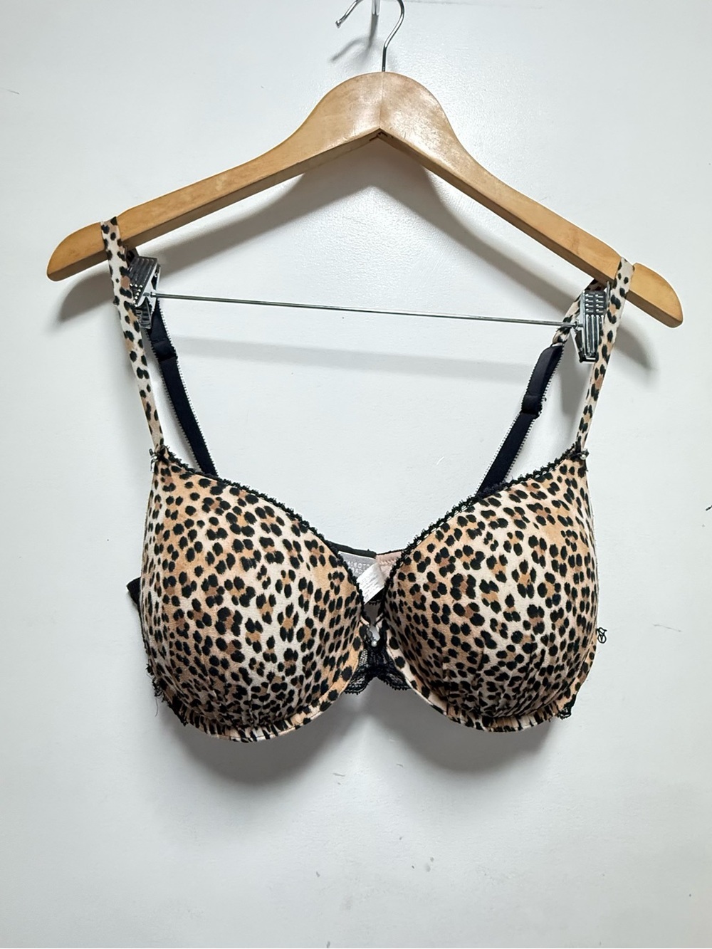 Victoria's Secret Leopard Print Push-Up Bra in Tan and Black